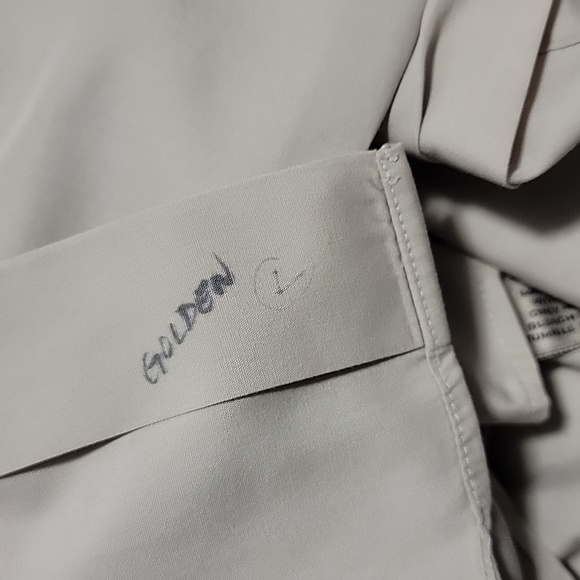 Van Heusen  Men's Dress Shirt Regular Fit Poplin Solid/ 15.5 ( 32/33). - Picture 11 of 11